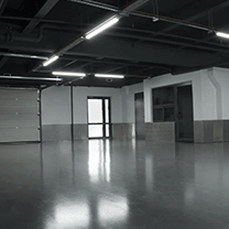 Зона разгрузки вещей на складе